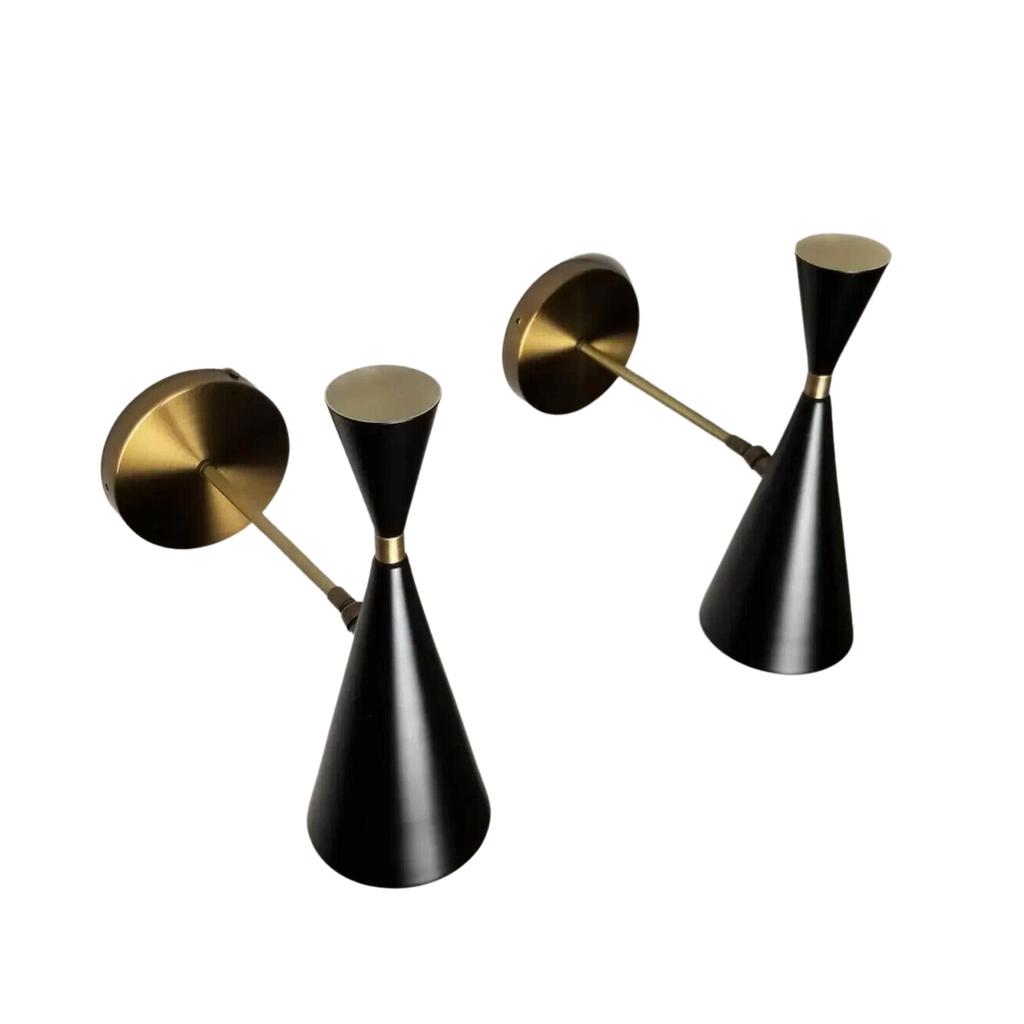 Современная итальянская настенная лампа для чтения 1950-х годов из бронзы и эмалевых настенных бра