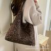 Leopard print bag women's 2025 new autumn and winter light luxury niche high-end tote bag large-capacity commuter shoulder bag