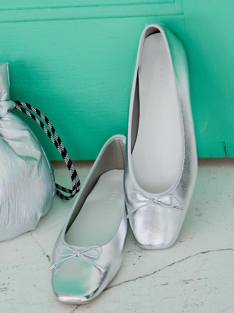 Cohen Addictive Ballet Shoes (Web-Exclusive Size) 76826480225 0765 SILVER(07) 25.0cm