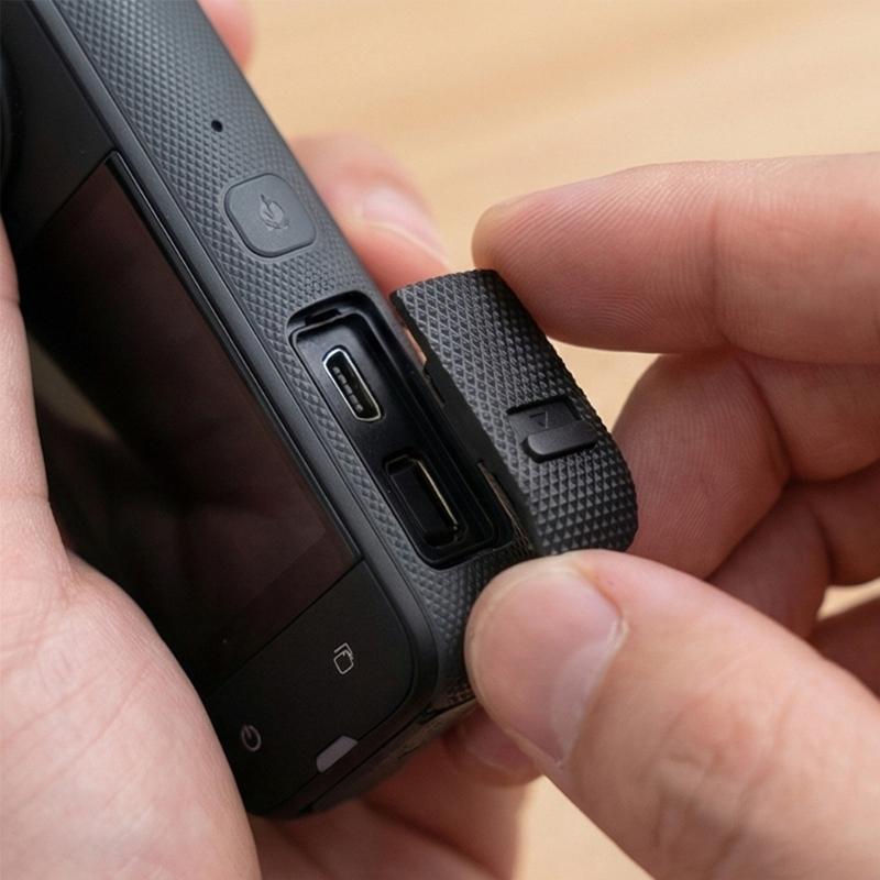 Прочный пластиковый защитник USB-слота для 360 X5 Обеспечивает надежность и защиту от погодных условий во время поездок