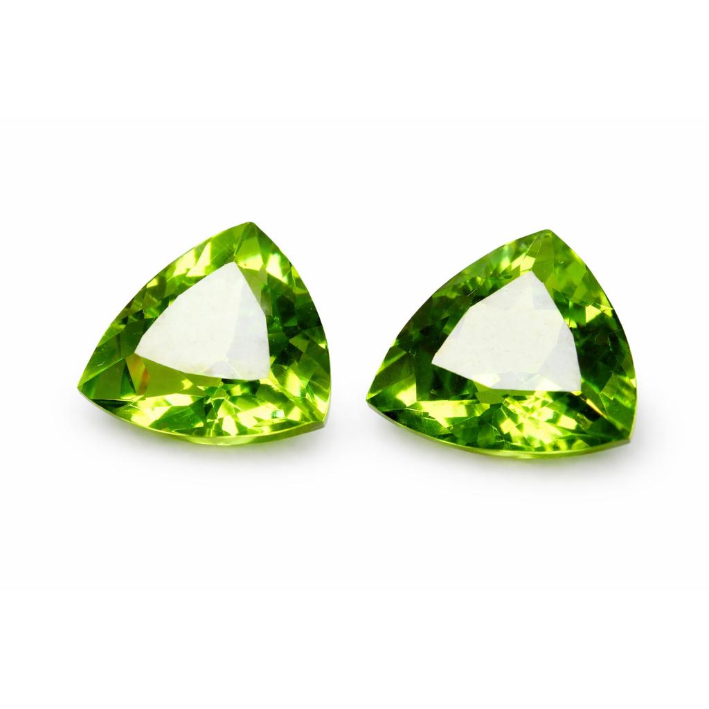 NATURAL Peridot Green 19.00 Ct Stone Gemstone TRILLION CUT Faceted