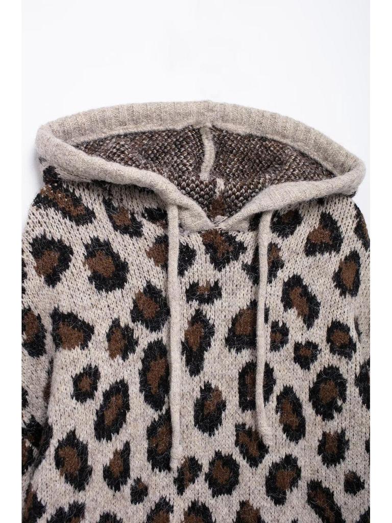 Женский вязаный свитер с капюшоном с леопардовым принтом - Зима 2024, европейский и американский стиль