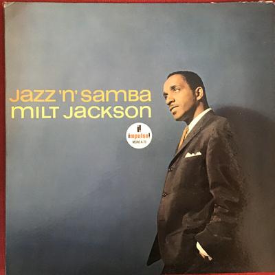 Виниловая пластинка MILT JACKSON  Jazz N Samba A70 Impulse 1965 США Джаз Б/у