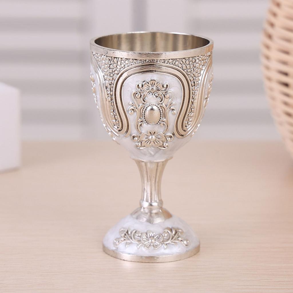 Vintage Goblet Renaissance Royal Chalice Communion for Church Holy Goblet Zinc Alloy Drinking Vessels for Weddings Ceremonies