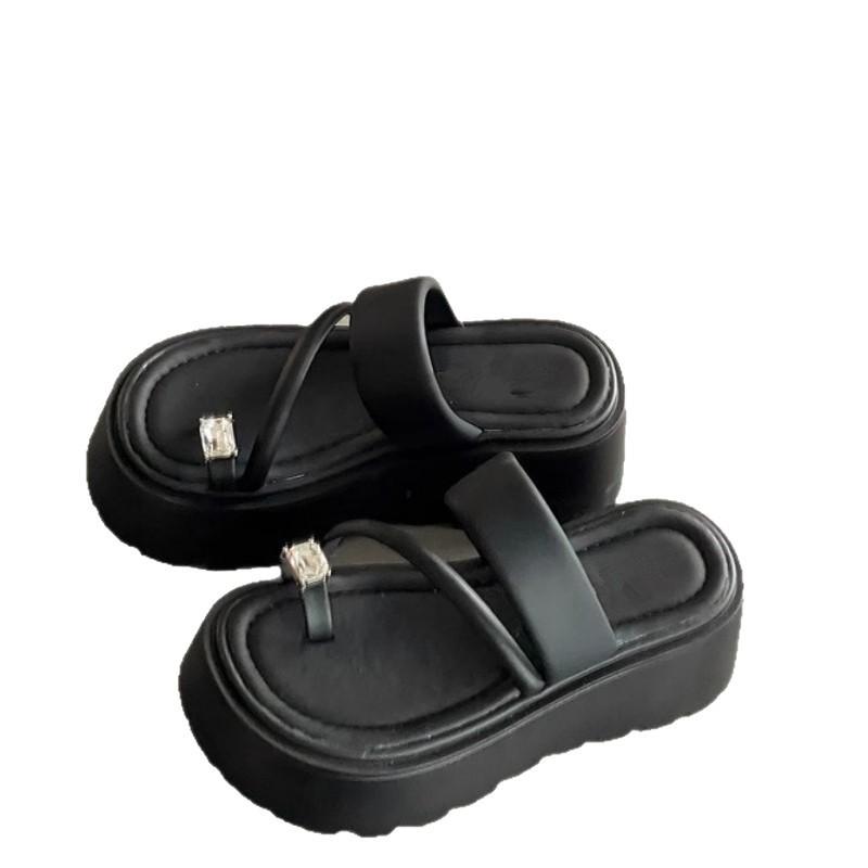 Muffin Thick-soled Herringbone Cool Slippers Women's 2025 Spring and Summer Outer Wear New Beautiful Set of Toes Beach One Pedal Versatile