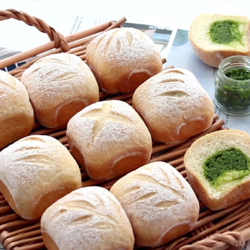 CHEFMADE Muffin Pan, Brownie Pan, Square Cake Pan, 12-Cavity, Custom Designed for Non-Stick Cupcakes, 32.5*25.7*4.2cm