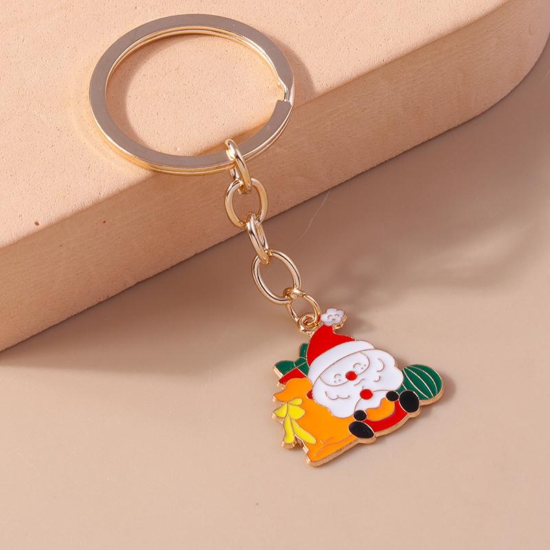 Cute Enamel Christmas Santa Claus Keychain Snowman Key Ring Pendants for Key Holder Handbag Accessories DIY X'mas Jewelry Gift