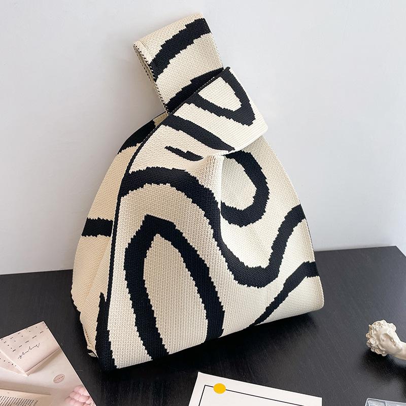 FASHION Women'S Knot Wrist Bag Handmade Knitted Bag Portable Mini Striped Tote Bucket Phone Bags Large Capacity Autumn Winter Handbags