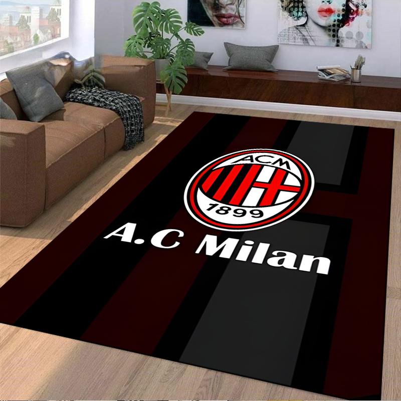 Ковер AC Milan в полоску с логотипом и надписью в черно-красных тонах. Подходит для использования в качестве противоскользящего покрытия для гостиной, спальни, диванов.