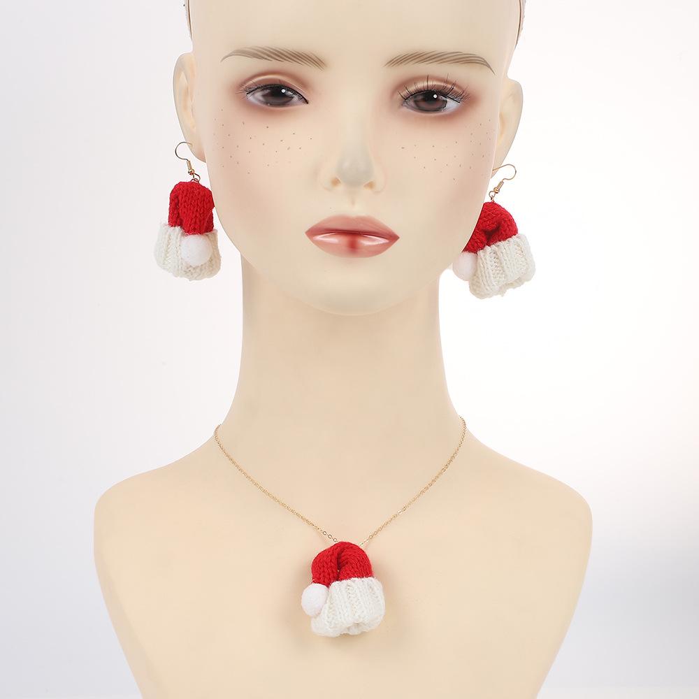 Popular European and American fashion earrings, design sense mini Christmas hat earrings, Christmas explosive suit women
