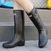 Женские модные высокие водонепроницаемые резиновые сапоги - европейский и американский стиль, толстая подошва, нескользящая, для активного отдыха.