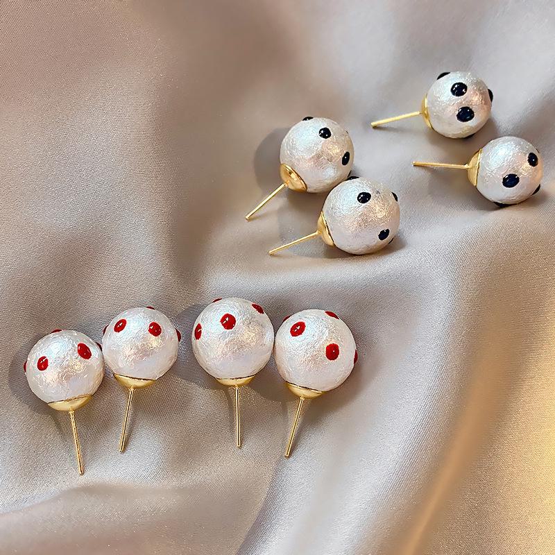 Серьги из хлопка с жемчугом и узором в корейском стиле: Универсальный, простой и высококачественный.