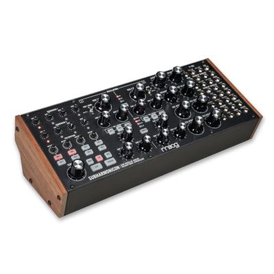 Аналоговый полифонический синтезатор MOOG Subharmonicon с двойным секвенсором и MIDI Patchbay, полумодульный