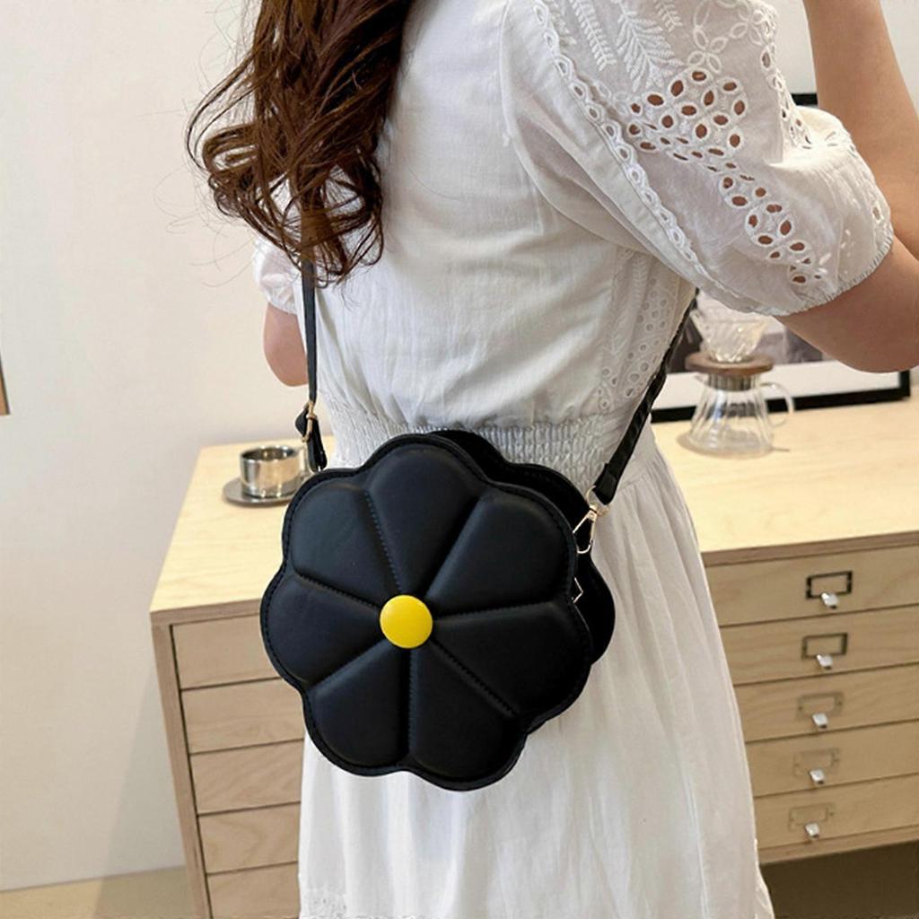 Eye Catching Crossbody Bag Delicate Flower ShapedShoulder Bags PU Leather Satchel Casual Handbag For Office And Travel White