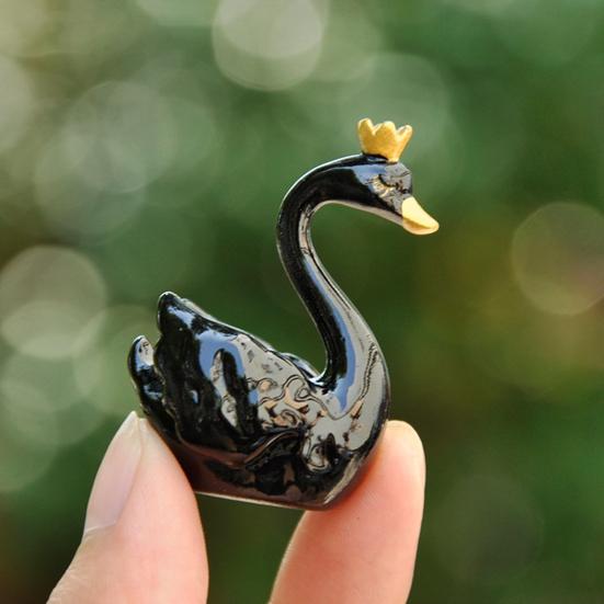 Фигурка Лебедя Прекрасная Миниатюрная Фигурка Кукла DIY Украшение для Торта Симуляция Короны Фигурка Лебедя Смола Модель Животного Рождественский Свадебный Подарок