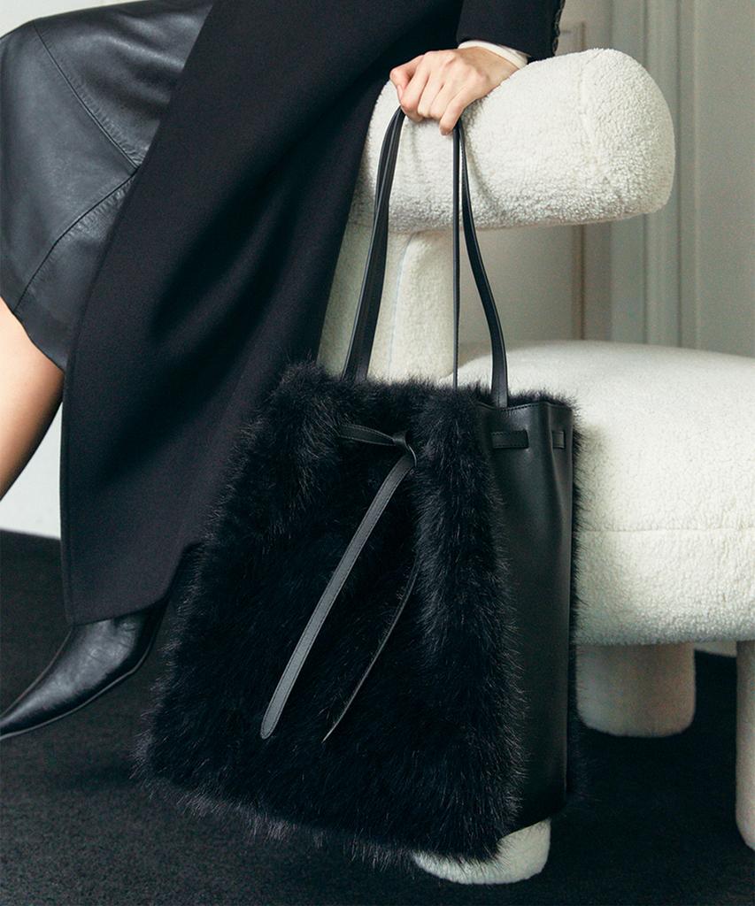 Clave Harper Black Tote Bag