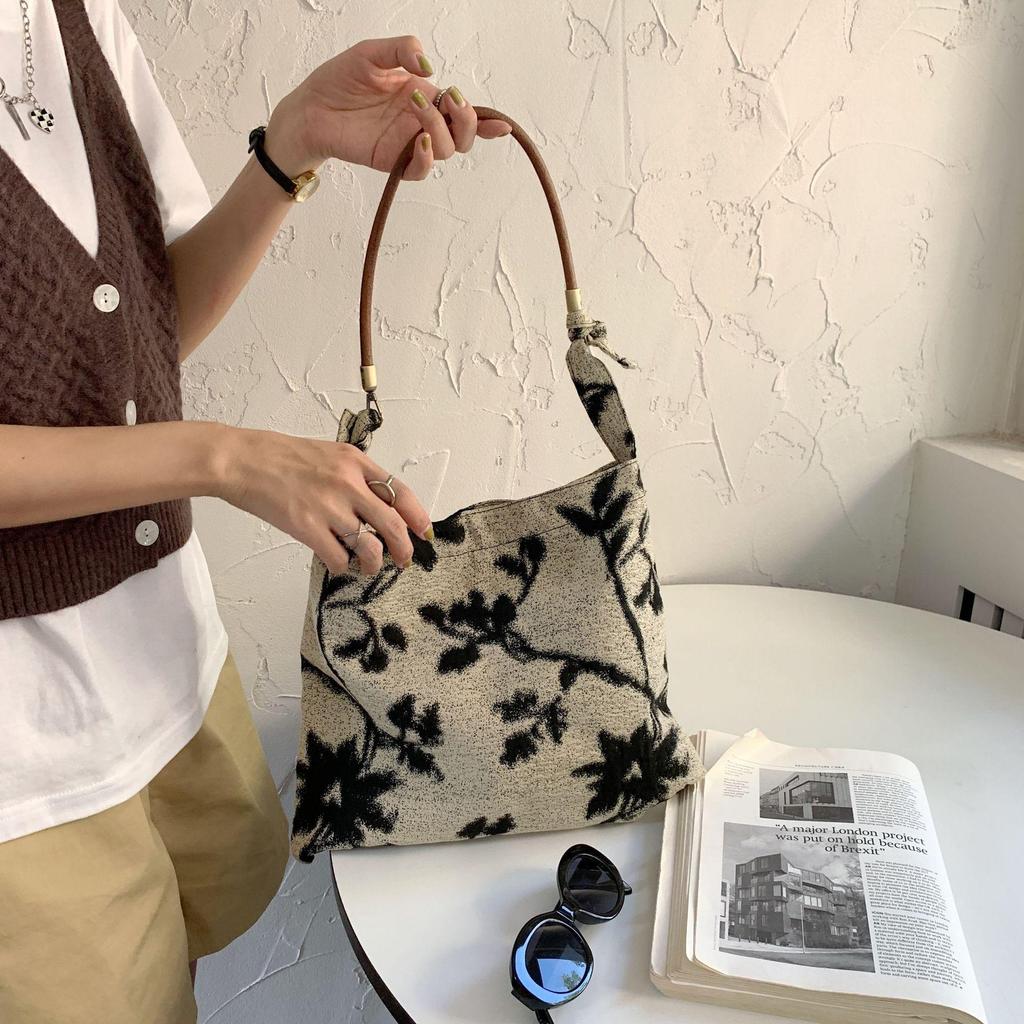 Women Literature Art Leisure Handbag Commuter Tote Crossbody Bag