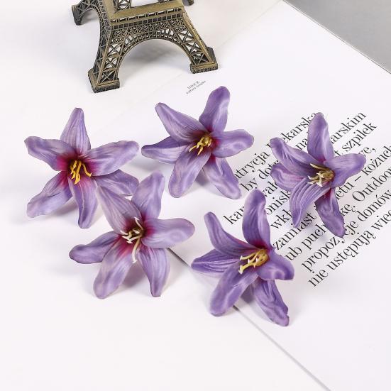 Полезный искусственный цветок, нежный, легкий, не требует полива.