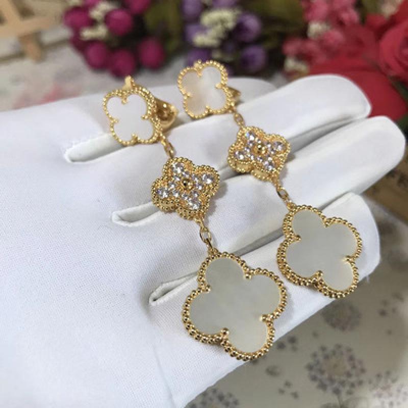 Boutique Three Flowers Size Flower Earrings Four-leaf Clover Earrings Clip 18k Light Luxury Ins Design Fashion Hundred with Earrings