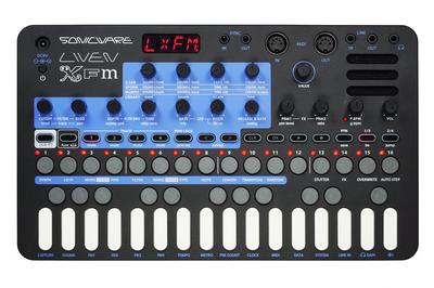 SONICWARE LIVEN XFM [FM-синтезатор Groovebox] 4-дорожечный пошаговый секвенсор, 6 голосов, 10 эффектов, питание от батарей, встроенный динамик