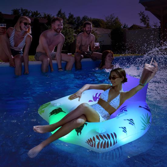 Надувной надувной матрас для бассейна с подголовником. U-образное кресло для плавания с подсветкой, меняющей цвет. Двойной подлокотник и подстаканник. Водный диван с принтом.
