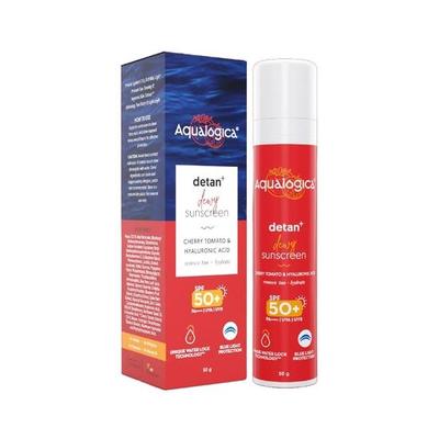 Aqualogica Detan+ Dewy Легкий солнцезащитный крем с SPF 50+ и PA++++ для защиты от UVA/B и синего света | Без белого оттенка для мужчин и женщин - 50 г