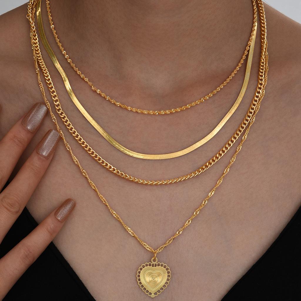 4pcs/Set Elegant Vintage Heart Pendant Necklaces For Women Fashion Minimalist Gold Color Necklace Daily Wear Party Jewelry Gifts