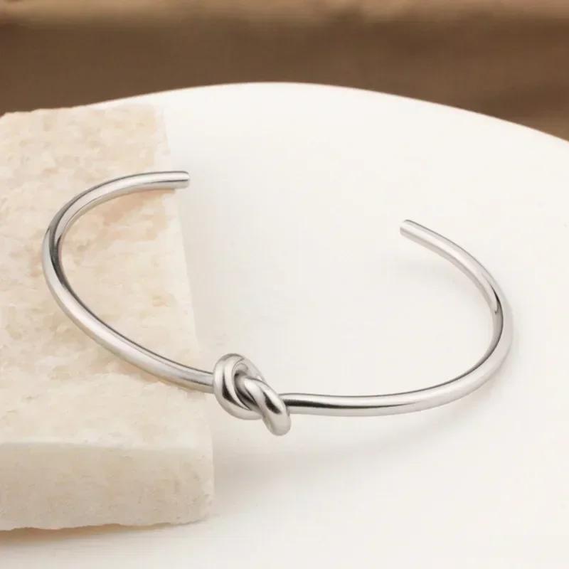 Simple New Fashion Titanium Steel Bracelet for Women Love Knot Titanium Steel Bracelet Peach Heart Open Bracelet Creative Gifts