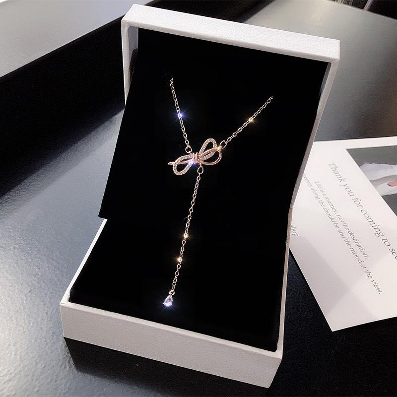 Универсальное ожерелье с бантом и кисточкой для женщин, легкий роскошный нишевый дизайн Ins Style