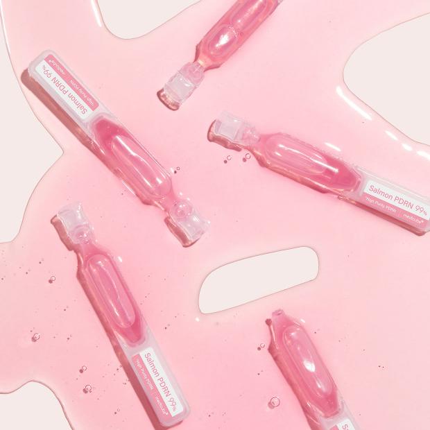 Medicube PDRN Pink One Day Serum 1,5 мл x 10 шт. в 1 коробке (3 варианта)