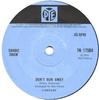 7-дюймовая пластинка SANDIE SHAW  Dont Run Away 7N17504 Pye Records 1968 UK Поп Б/у