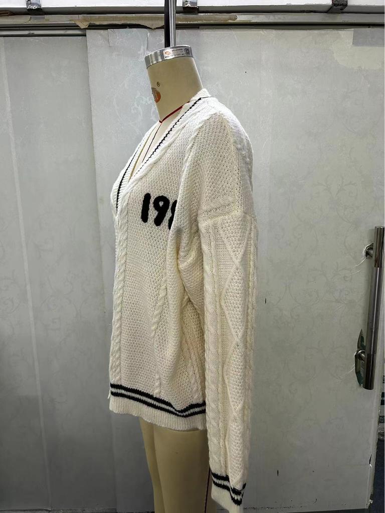 2023 Women's Fashion: European & American Embroidered Knit Cardigans – Age-Reducing, Loose Casual Sweaters for Fall & Winter