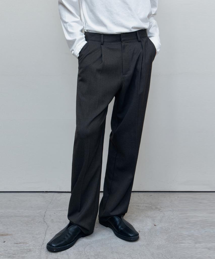 WEDNESDAY OASIS Single-Pleat Semi-Wide Slacks_Charcoal(Wcb6Pt05)