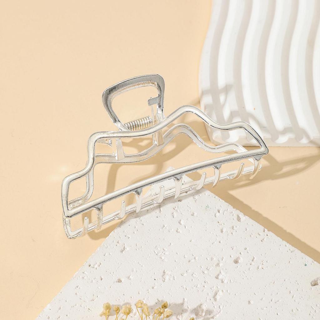 Korean Style Elegant Metal Hair Claw Clip for Women - Shark Claw Design