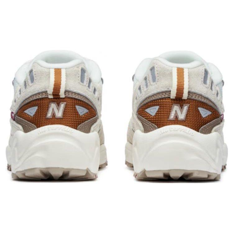 New Balance Nb 703 Synthetic Leather Fabric Pigskin Comfortable Versatile Trendy Low-Top Dad Shoes Women Sneaker Khaki WL703STT