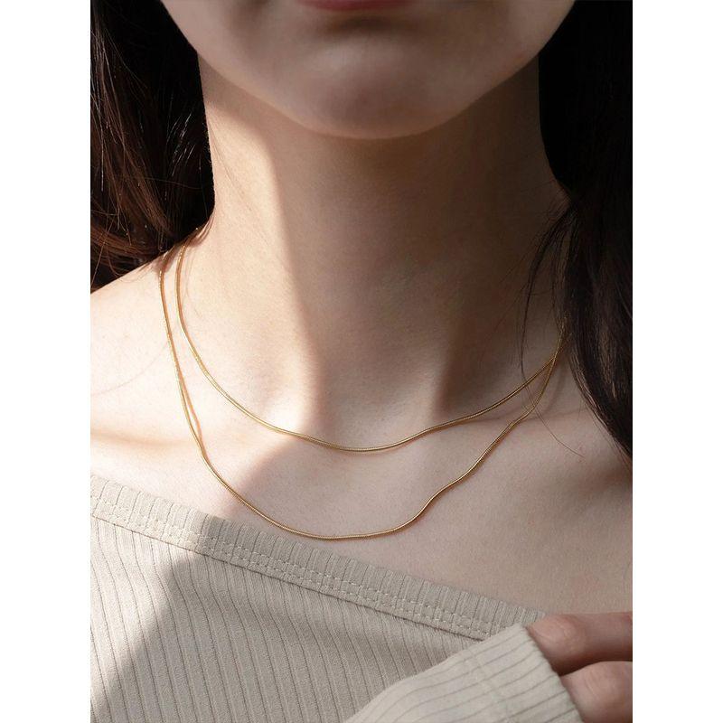 Стальное ожерелье Круглая змеиная цепь для женщин Простая легкая роскошь Однотонная цепь Парная ключичная цепь Европейская и американская мода Змеиная кость Цепь