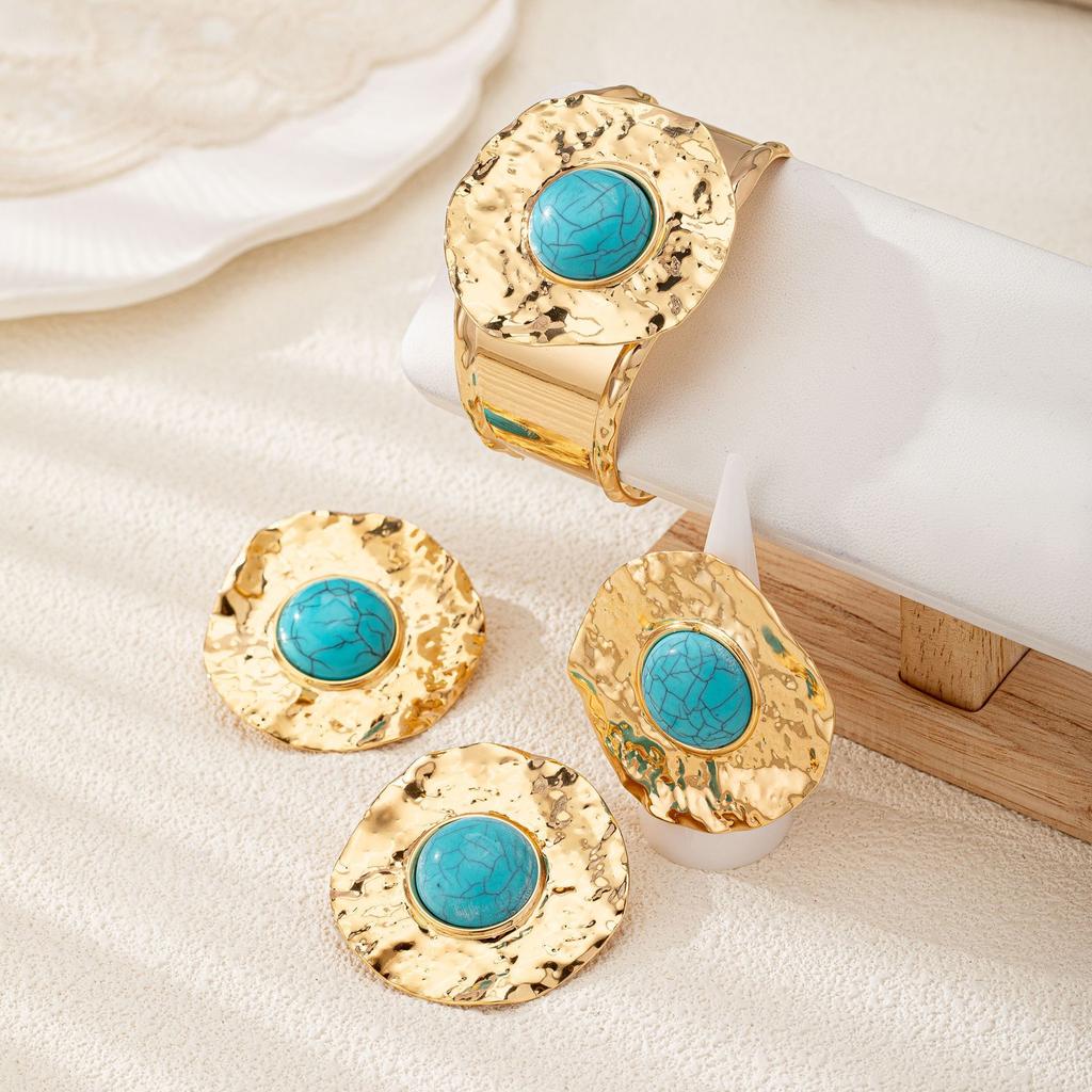 Комплект из круглых плиссированных сережек с геометрическим кружевом и браслета