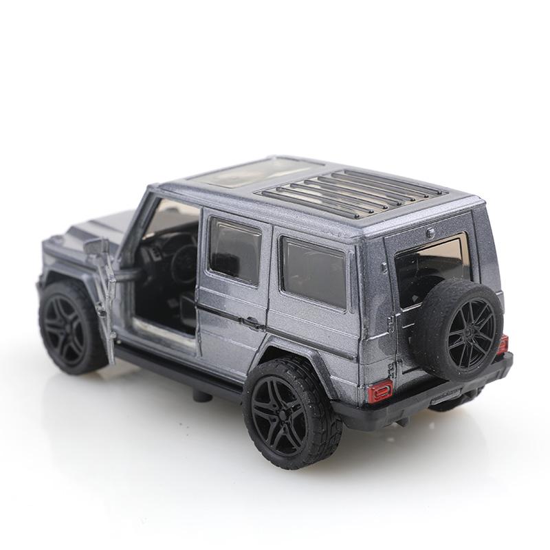 (Упакованный) 1:38 Литой модельный автомобиль Hummer, внедорожник, модель игрушки для мальчика, украшение для автомобиля, детская игрушка.