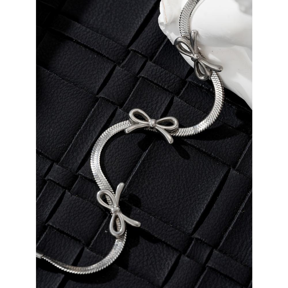 Модный браслет с бантом-бабочкой, подходит для повседневной носки, вечеринок и музыкальных фестивалей, идеальный подарок на день рождения или годовщину.