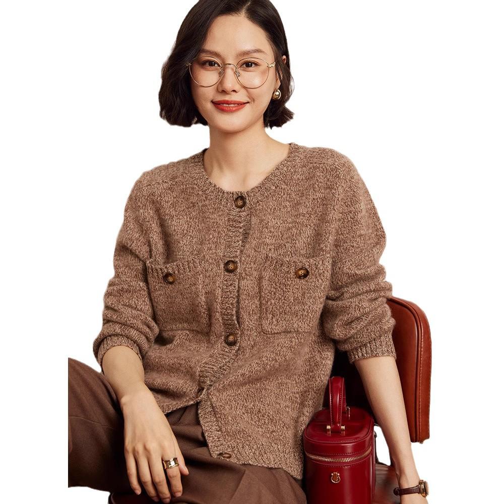 Women's Retro Floral Button-Up Cashmere Cardigan - Round Neck, Thick, Double Pocket, Slimming Knit Sweater for Autumn/Winter