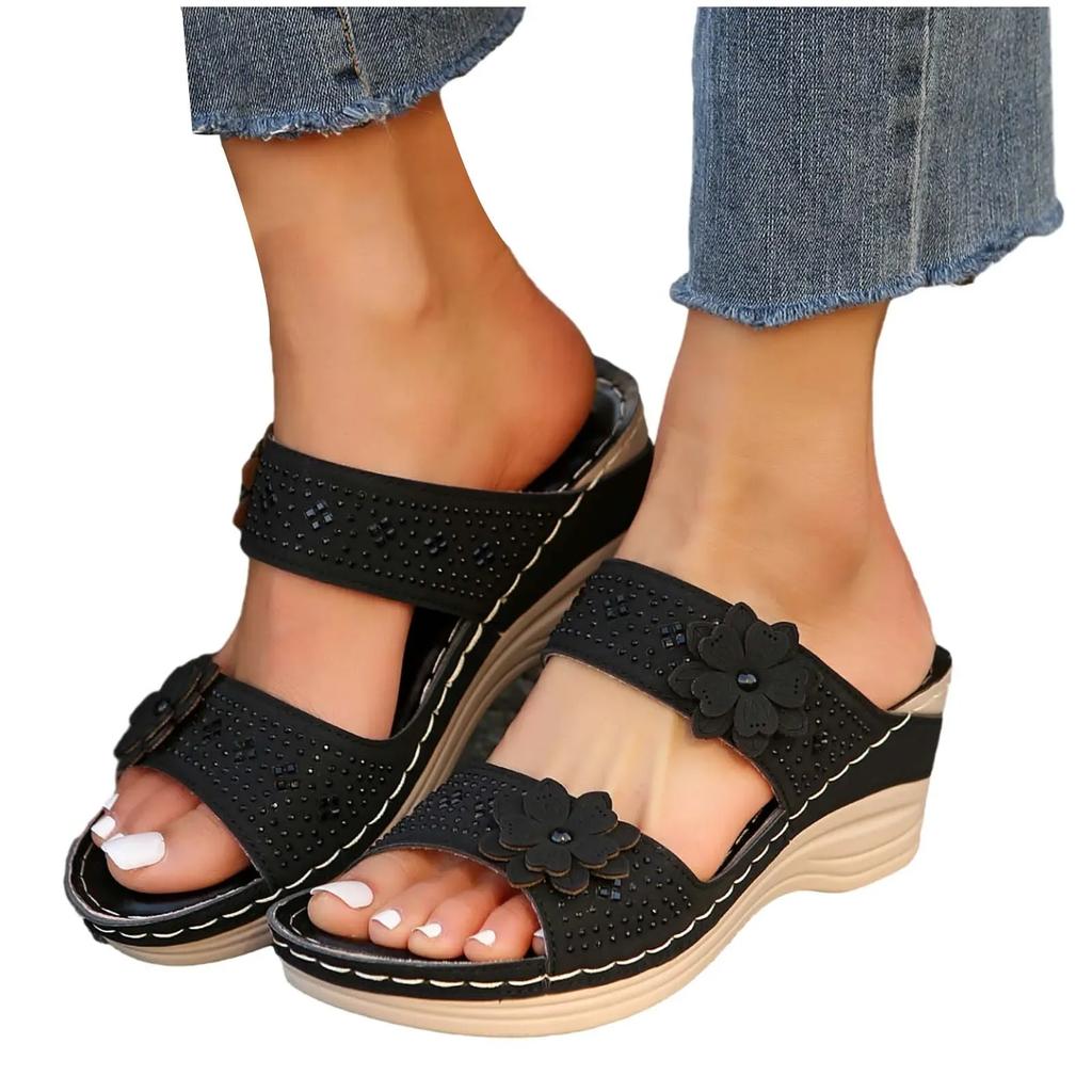 Women Beach Slope Heel Slippers Summer Shoes for Women Hollow Casual Clear Cat Slippers Women Open Toe Slippers Zapatos De Mujer