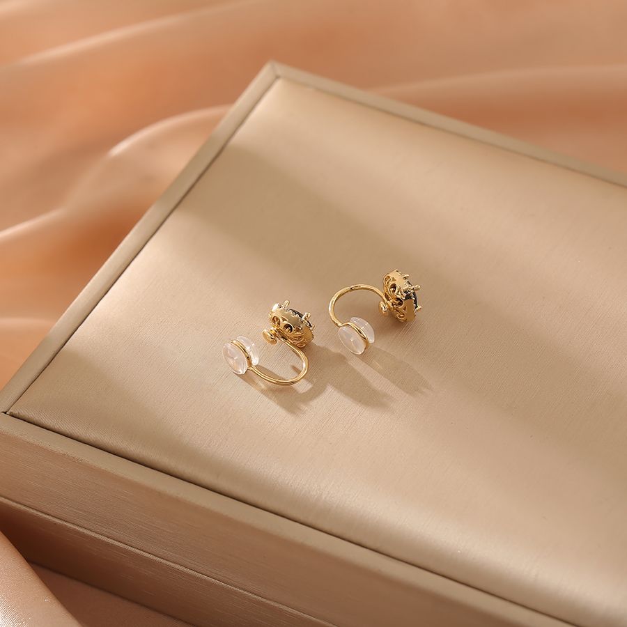 Новые модные серьги со стразами без пирсинга, женские квадратные серьги-клипсы