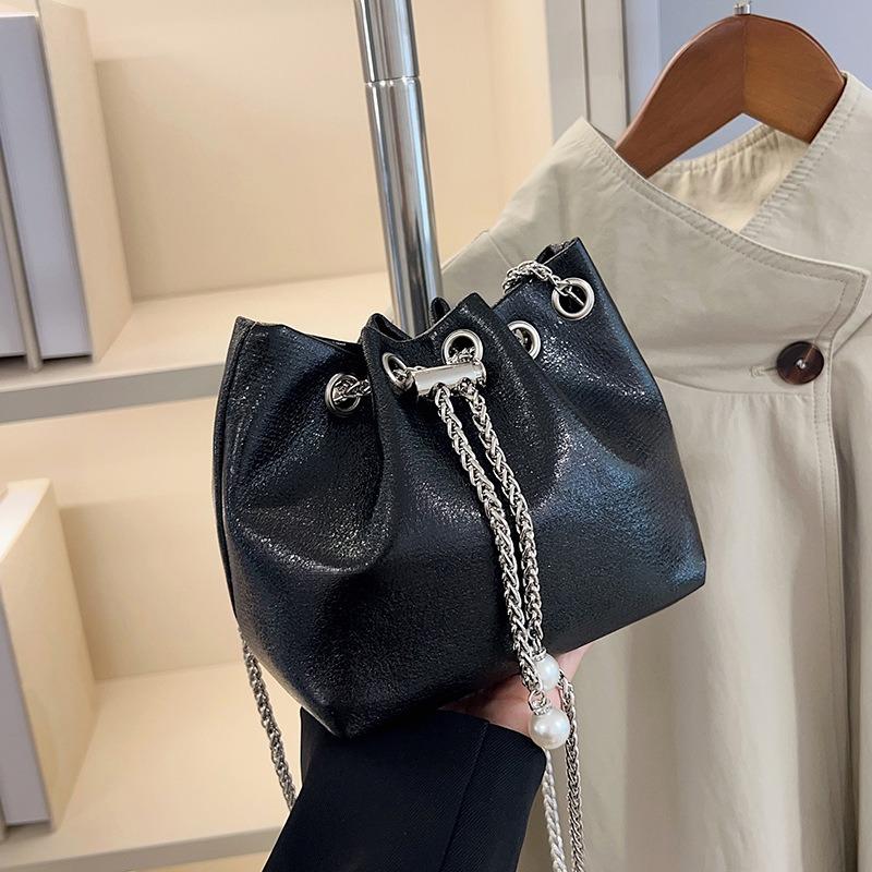 Новая сумка женская мода высококачественная текстура сумка на плечо повседневная универсальная цепочка кроссбоди сумка-ведро нишевый стиль