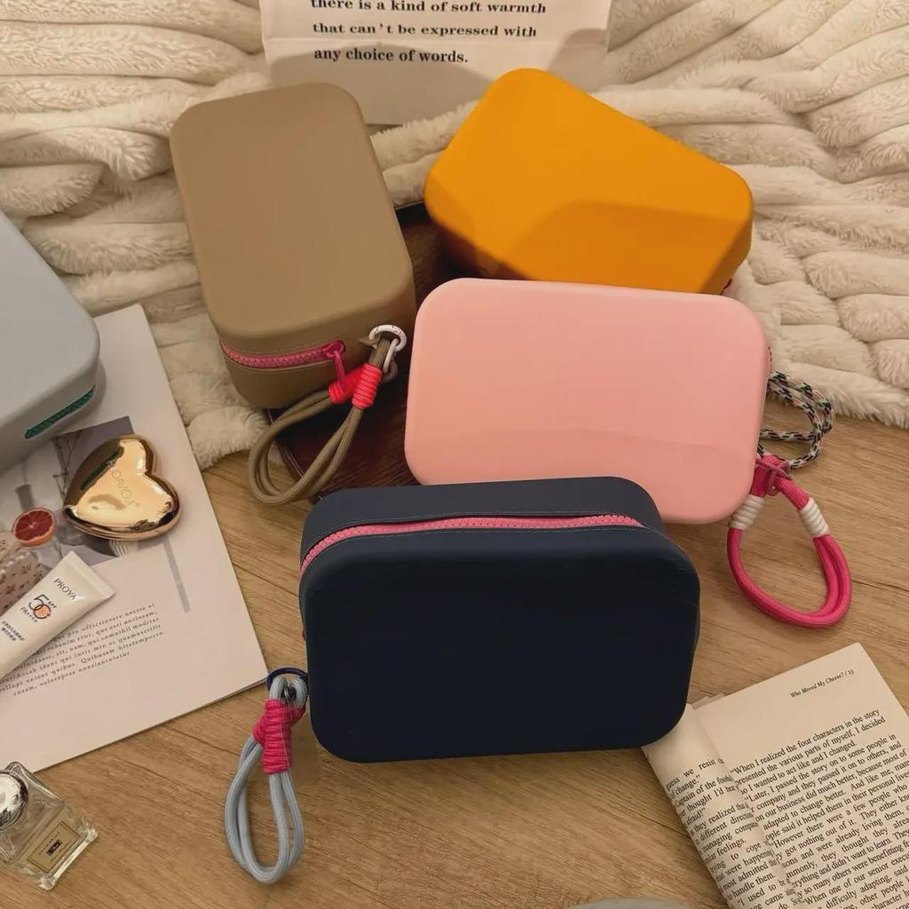 2024 Силиконовая косметичка: Большой, водонепроницаемый, портативный органайзер для путешествий и ювелирных изделий