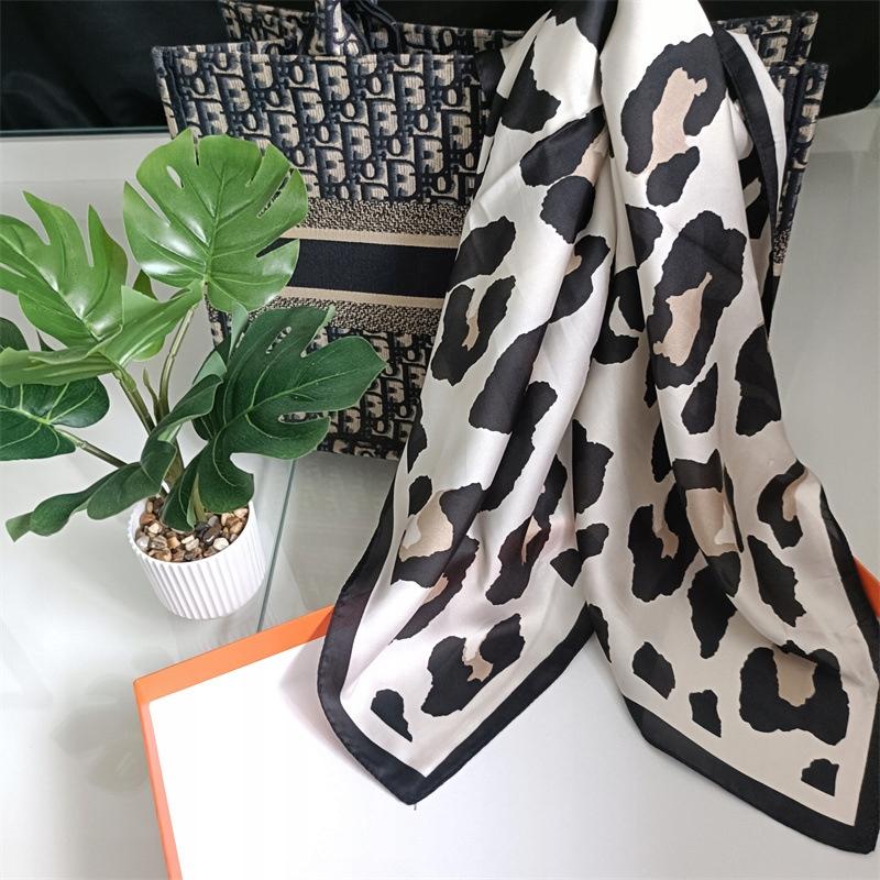Scarf with print, women' synthetic silk, gift scarf, 70x70