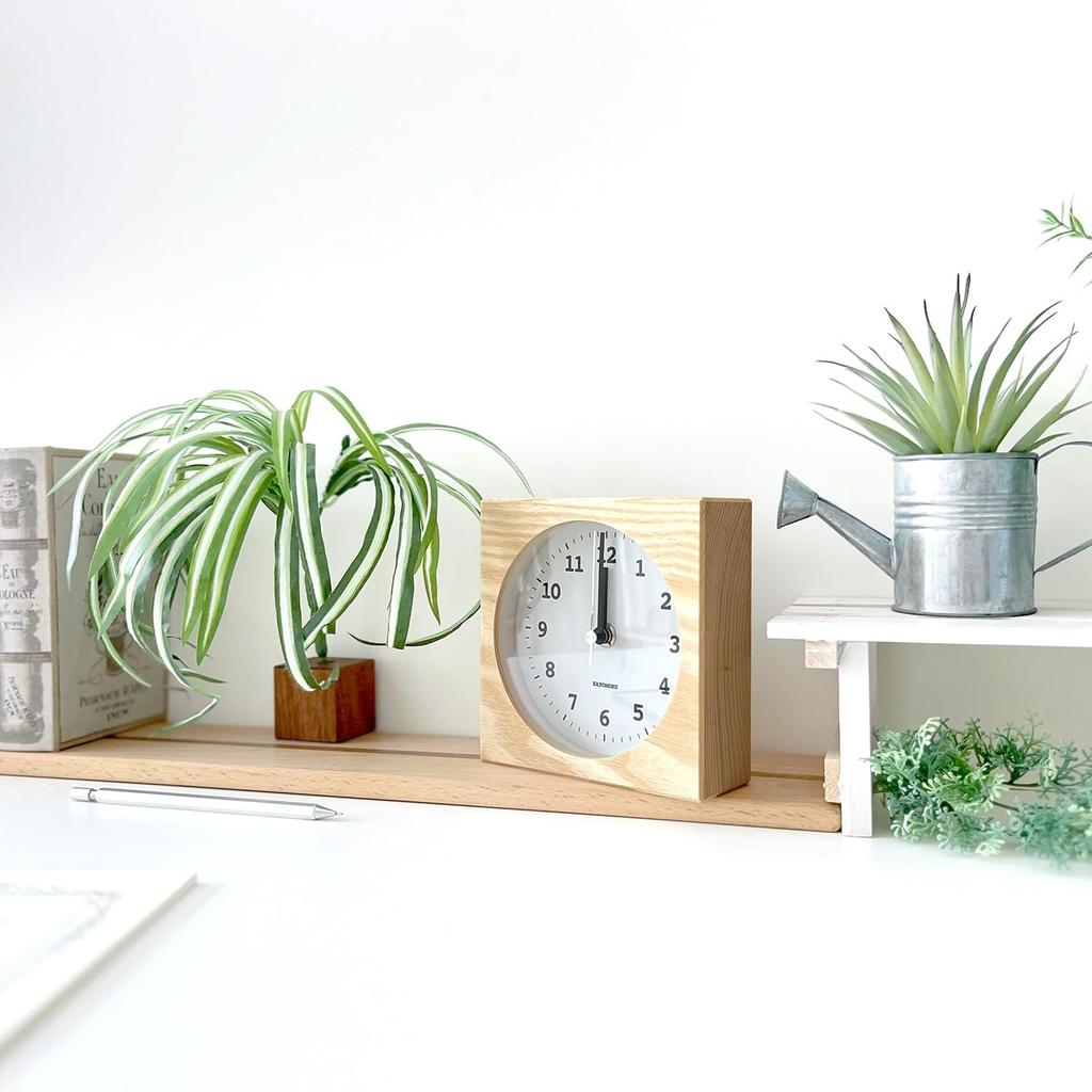 KATOMOKU Dual Use Clock 4 Natural km-95NARC Wall/Tabletop Use Radio-Controlled Clock with Continuous Second Hand, 14cm