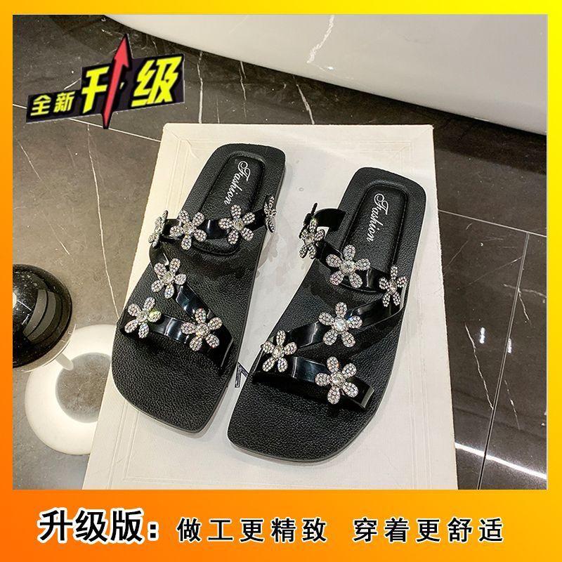 Квадратный носок темперамент универсальные высокие каблуки женская мода слово с цветком стразами шпильки босоножки 2025 лето и осень новые