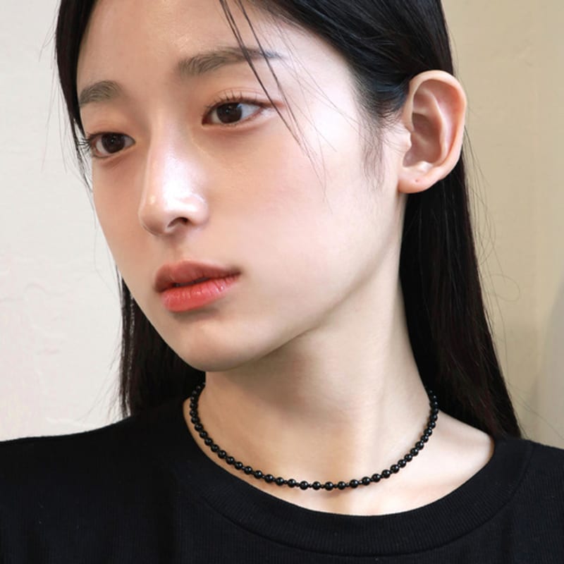Less is more Onyx Mix Necklace