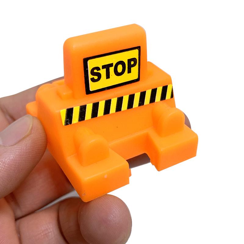 Продажа электрических поездов, дорожных заграждений, дорожных заграждений, остановок в конце первых универсальных детских игрушек X1-14