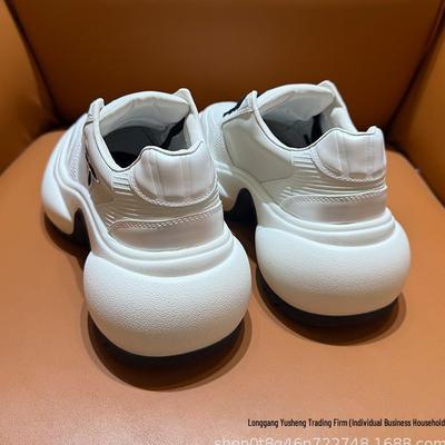 Чжао Лусы 2025 Осень Женские кроссовки на платформе панда на шнуровке, как у папы, с увеличением роста